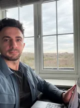 Lee, web designer and founder of Detling Web Design